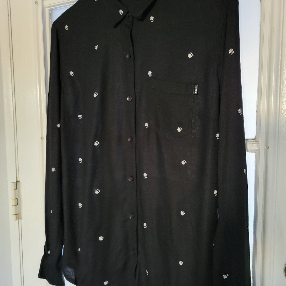 Obey Button-Up - Picture 6 of 8